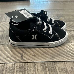 Hurley Kids Black & White Low-Top Canvas Sneakers with Hook-and-Loop Strap